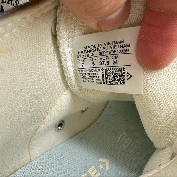 Converse Women’s CTAS Hi in Egret 570765F Size 7 NEW IN BOX NIB - Picture 8 of 8